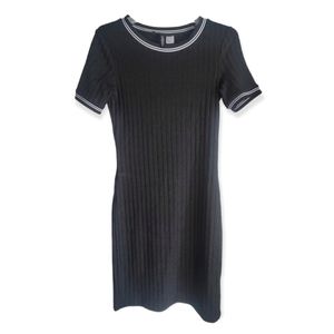 Black Bodycon Dress | H&M Divided T-Shirt Dress | Size 6